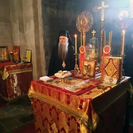 Литургија у манастиру Ђурђеви Ступови