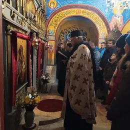 Молебан и свечана литија на Жабљаку