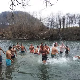 Литије и богојављенска пливања за Часни крст у Епархији будимљанско-никшићкој