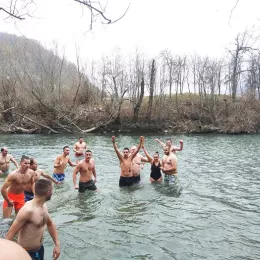 Литије и богојављенска пливања за Часни крст у Епархији будимљанско-никшићкој