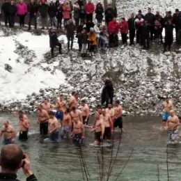 Литије и богојављенска пливања за Часни крст у Епархији будимљанско-никшићкој