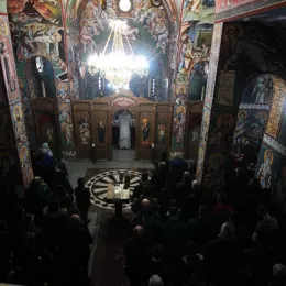 Епископ Методије на Божић бослужио у Саборном храму у Мојковцу