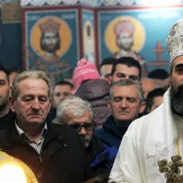 Епископ Методије на Божић бослужио у Саборном храму у Мојковцу