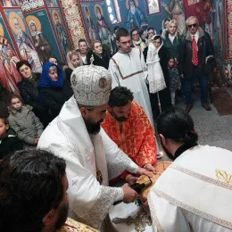 Епископ Методије на Божић бослужио у Саборном храму у Мојковцу