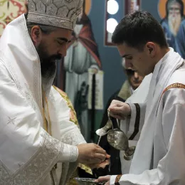 Епископ Методије на Божић бослужио у Саборном храму у Мојковцу