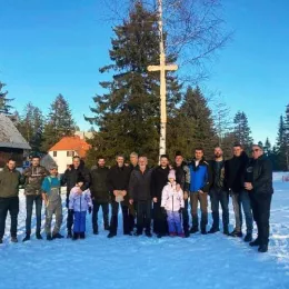 Постављен крст на мјесту будућег храма на Жабљаку (ФОТО)