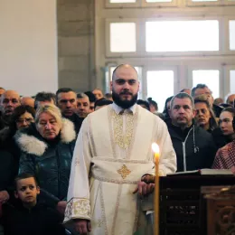 Епископ Методије на Богојављење служио Литургију са водоосвећењем у Никшићу