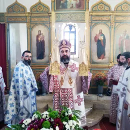 Епископ Методије у 33. недјељу Духовима служио Литургију у Драговој Луци
