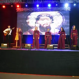 СВЕТОСАВСКУ АКАДЕМИЈУ ИСПРАТИЛО ВИШЕ ХИЉАДА ГРАЂАНА И ГОСТИЈУ