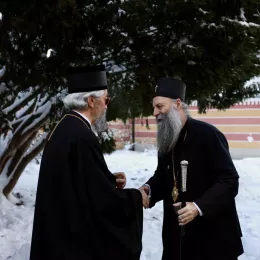 Срдачан сусрет Патријарха Порфирија и Митрополита бањалучког Јефрема