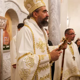 Митроплит Методије на празник рођења Богомладенца Христа служио у беранском Саборном храму