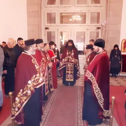 У Саборном храму у Никшићу свечано дочекане светиње Светог Саве