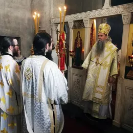 Епископ Јоаникије служио Литургију у манастиру Ђурђеви Ступови