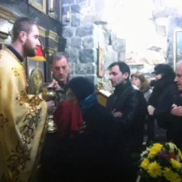 Литургија у цкрви Светих Апостола Петра  и Павла у Бијелом Пољу