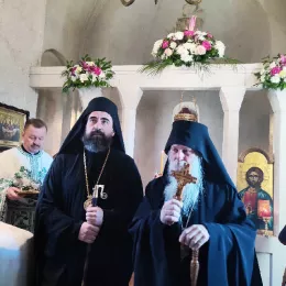 Епископи славонски Јован и будимљанско-никшићки Методије богослужили у манастиру Вољавац