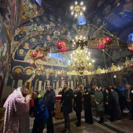 Владика Методије на празник Сретења Господњег служио Литургију у манастиру Заграђе