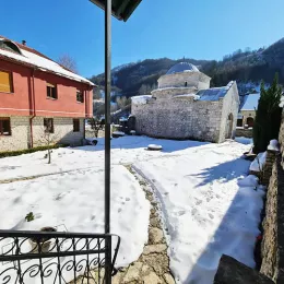 Владика Методије на празник Сретења Господњег служио Литургију у манастиру Заграђе