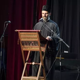 Саборни храм у Беранама подиже се полако ка Небу, показујући да још увијек гори кандило, које је запалио Свети Симеон Мироточиви