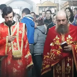 Свечана литија и бденије уочи празника Цвијети у манастиру Ђурђеви Ступови