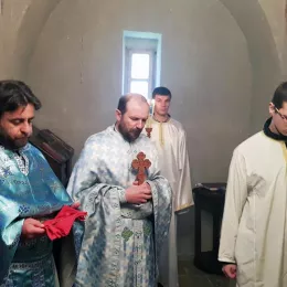 На Лазареву суботу Епископ Јоаникије служио у манастиру Добриловина