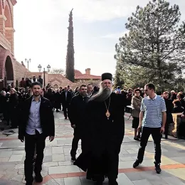 Епископ Јоаникије богослужио у манастиру Хиландару