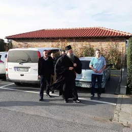 Епископ Јоаникије богослужио у манастиру Хиландару