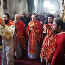 На Крстопоклону недјељу Епископ Јоаникије богослужио у манастиру Ђурђеви Ступови