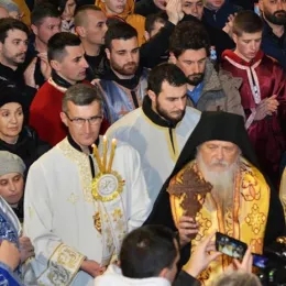 Подофицир ВЦГ Дарко Мрваљевић удаљен са дужности због учешћа у литијама