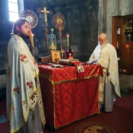 Литургија на Недељу праштања: Ако опростимо ближњему своме и Бог ће нама опростити