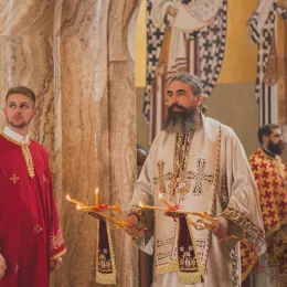 Епископи Јоаникије и Методије богослужили у храму Васкрсења Христовог у Подгорици