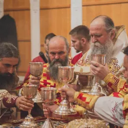 Епископи Јоаникије и Методије богослужили у храму Васкрсења Христовог у Подгорици