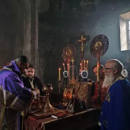 Епископ Методије служио Литургију у Ђурђевим Ступовима