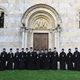 Посета манастиру Високи Дечани