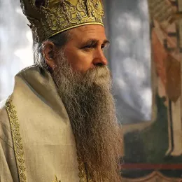 Литургија у Пећкој Патријаршији