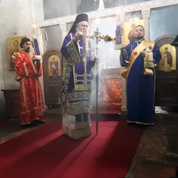 Епископ Јоаникије на Велику сриједу служио у манастиру Ђурђеви Ступови