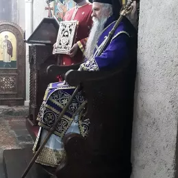Епископ Јоаникије на Велику сриједу служио у манастиру Ђурђеви Ступови