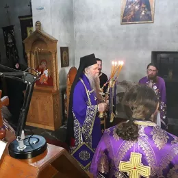 Епископ Јоаникије на Велику сриједу служио у манастиру Ђурђеви Ступови