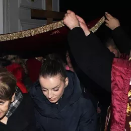 Изношење плаштанице у Никшићу