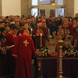 Изношење плаштанице у Никшићу