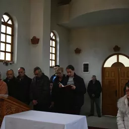 Велики петак у Сутивану