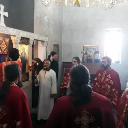 Велика субота и Благовјести молитвено прослављени у Ђурђевим Ступовима