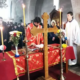 Велика субота и Благовјести молитвено прослављени у Ђурђевим Ступовима