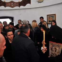 Друго бденије и монашење у метоху у Долима