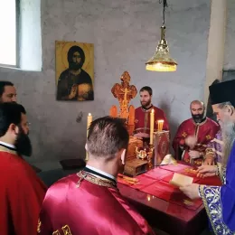 Литургија пређеосвећених дарова у манастиру Мајсторовина