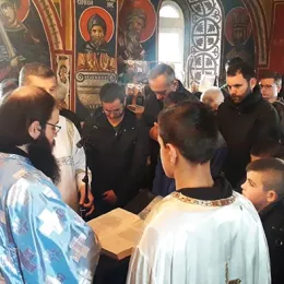 Литургијско сабрање у храму Светог Јована Крститеља у Стрешевини