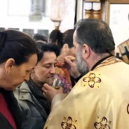 Света тајна јелеосвећења служена у Никшићу