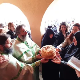 Благовијести у Драговољићима