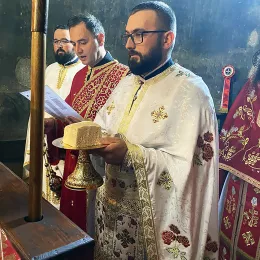 Рукоположење у манастиру Ђурђеви Ступови