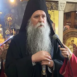 Вечерње богослужење са изношењем плаштанице у манастиру Ђурђеви Ступови