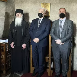 Вечерње богослужење са изношењем плаштанице у манастиру Ђурђеви Ступови